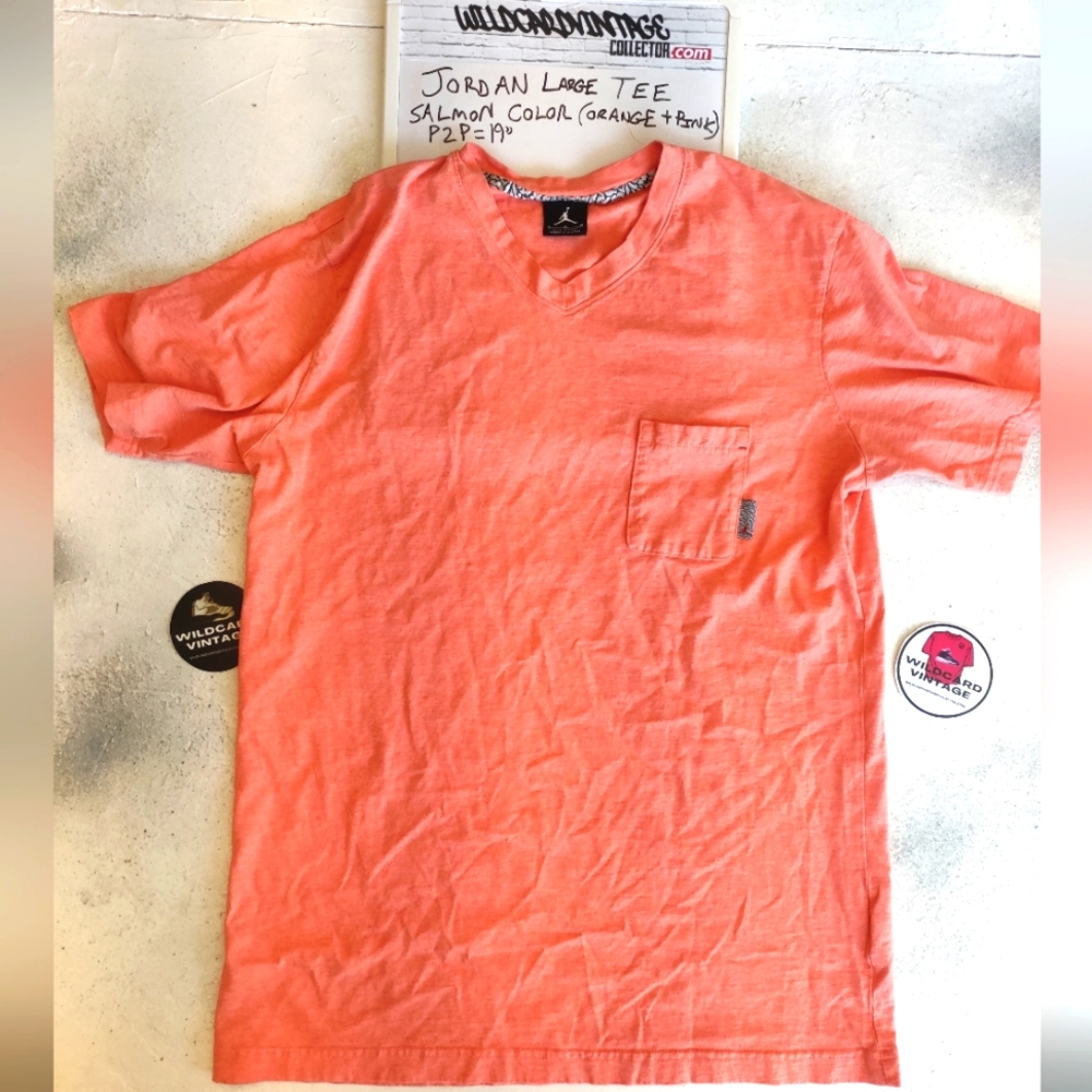 Air Jordan salmon V Neck Elephant print Tee